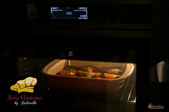 gabriella pascaru bisi, arta gustului, creator de gusturi, creator de gust, ardei umpluti cu omleta, ardei umpluti, omleta, retete mic dejun, retete picnic, retete bufet, aperitiv, ardei deliciosi, retete cu ardei, retete cu omleta, retete delicioase, piper fuchs, teamfresh horeca