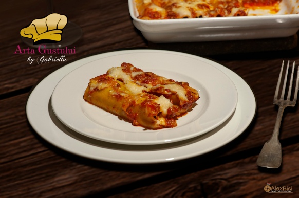 Gabriella pascaru bisi, arta gustului, Cannelloni cu sos ragù bolognez, creator de gusturi, paste fainoase, cannelloni, paste italiene, istorii gastronomice, delicii italiene, parmafood group distribution, parmashop, paste de sarbatoare, paste cu traditie, masa de sarbatoare, masa de craciun, masa de duminica, traditii italiene, paste cu istorie, craciun, duminica, sarbatoare