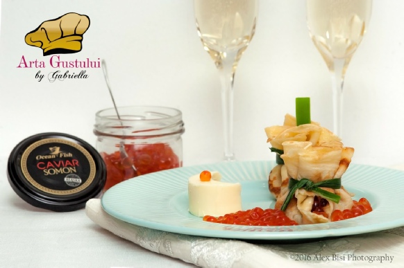Aperitive, Arta gustului, Caviar de somon Alaska, Caviar de somon Ikura cu clatite si sampanie, Caviar Ikura Ocean Fish, Gabriella Pascaru Bisi, Ocean Fish, ton fumé; Ocean Fish