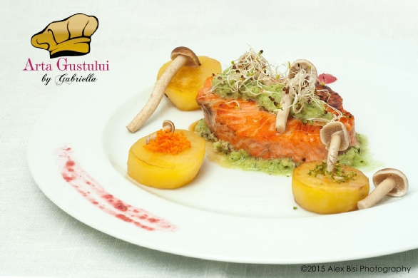 Arta gustului, ciuperci de plop si sos crud de zmeura, Gabriella Pascaru Bisi, Medalion de somon cu crema din rosii verzi, Ocean Fish, Peste, Rosé Terase Danubiene Vinarte, Somon