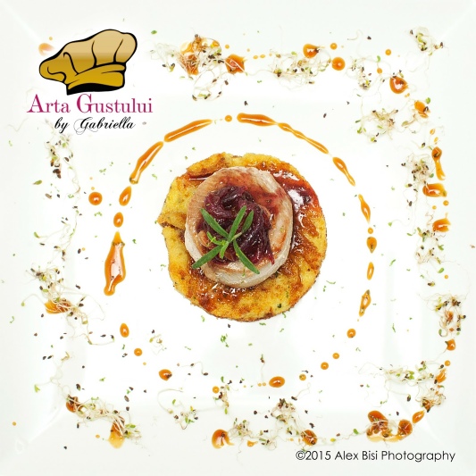 Medalion din ton rosu cu olane de cartofi, dulceata de ceapa rosie si reductie din vin rosé Arta gustului, dulceata de ceapa rosie si reductie din vin rosé, Gabriella Pascaru Bisi, Medalion din ton rosu cu olane de cartofi, Ocean Fish, Peste, Rosé Terase Danubiene Vinarte, Ton