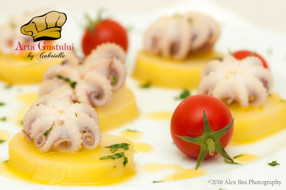 Arta gustului, Baby caracatita, Fructe de mare, Gabriella Pascaru Bisi, Naeli Dolianova, Ocean Fish, Peste, Salata din baby caracatita cartofi si sos cu citrice, Salate cu caracatita, Salate delicioase