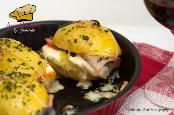 Arta gustului, Gabriella Pascaru Bisi, Hobby Chef, Meggle Alpinesse, Sandwich din cartofi cu bacon cascaval afumat Parmezan si sos din hrean cu maioneza, Traditii elvetiene