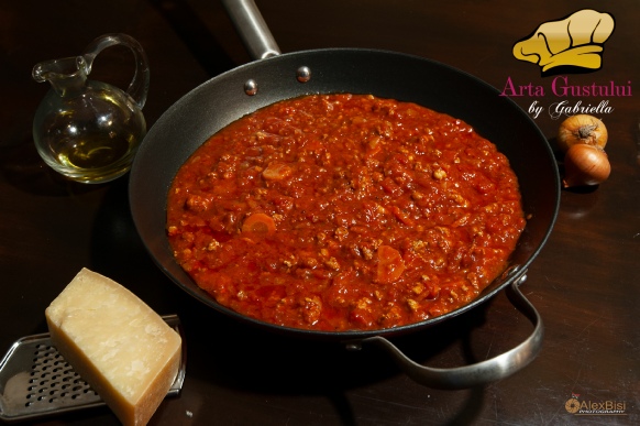 gabriellapascarubisi, arta gustului, sos ragù  bolognez, sosuri italiene, sosuri cu istorie, sosuri delicioase, mutti pomodoro romania, mutti, parmafood group, parmafood group distribution, parmashop, sos ragù bolognez, sos ragù, ragù adevarat, reteta cu traditie, istorii gastronomice, creator de gust, ragù bolognez, reteta cu istorie