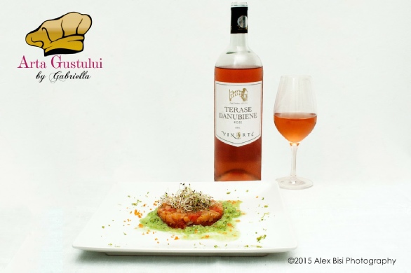 Arta gustului, Gabriella Pascaru Bisi, Ocean Fish, Rosé Terase Danubiene Vinarte, Somon afumat, Somon fumé, Tartare de somon fumé cu tartar de rosii pe pat verde
