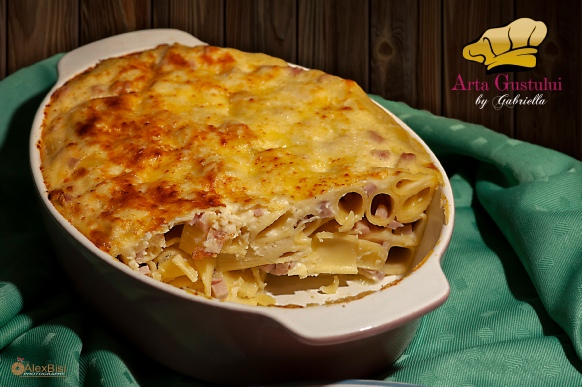 Gabriella pascaru bisi, arta gustului, creator de gust, creator de gusturi, Timballo de paste in alb – Paste la cuptor,  timballo de paste, paste la cuptor, paste delicioase, retete italiene, preparate italiene, retete delicioase, pasta al forno, timballo, fel principal, paste fainoase la cuptor, paste cu besciamella, paste in alb, rimballo in bianco, paste la tava, pasta italiana, paste cu gust