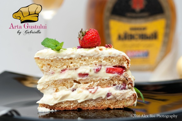 Tort Chantilly cu capsuni si parfum de citrice Arta gustului, Creme Patisserie Meggle, Desert, Deserturi delicioase, Gabriella Pascaru Bisi, Meggle Romania, Tort Chantilly cu capsuni si parfum de citrice, Torturi, Torturi delicioase