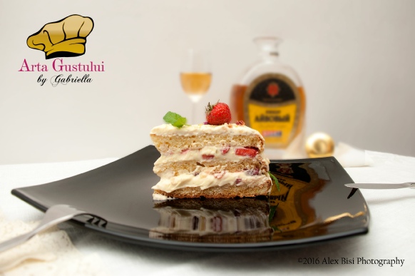 Tort Chantilly cu capsuni si parfum de citrice Arta gustului, Creme Patisserie Meggle, Desert, Deserturi delicioase, Gabriella Pascaru Bisi, Meggle Romania, Tort Chantilly cu capsuni si parfum de citrice, Torturi, Torturi delicioase