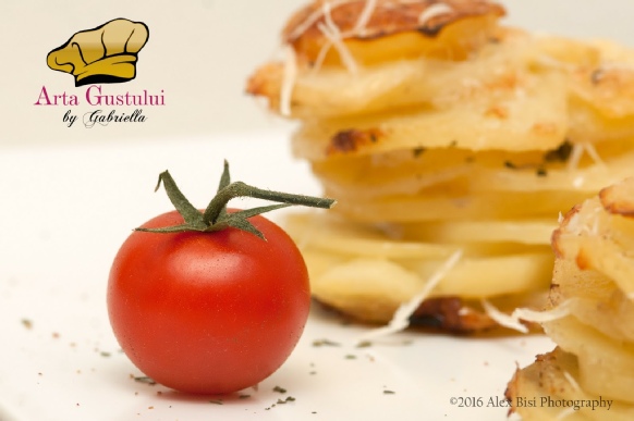 Arta gustului, Gabriella Pascaru Bisi, Garnituri, Legume & Zarzavaturi, Meggle Alpinesse, Meggle Romania, Turnulete din cartofi cu parmezan miresme si salata din fasole rosie