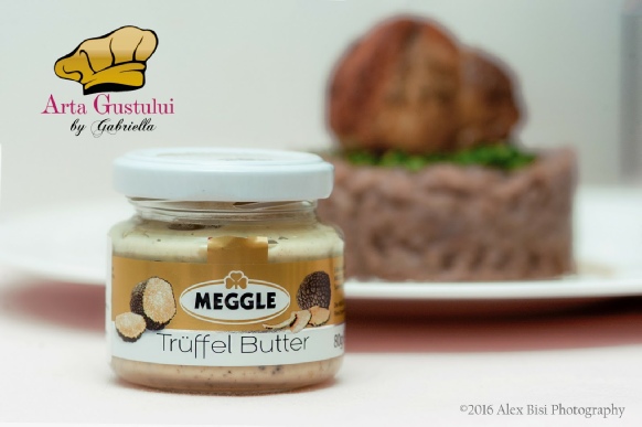 unt cu trufe de la Meggle Arenada Dolianova, Arta gustului, Carne, Gabriella Pascaru Bisi, Medalioane trase in unt cu trufe pe pat de risotto Arenada, Meggle, risotto, Risotto Arenada, Unt cu trufe Meggle