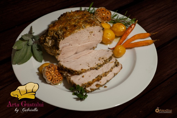 Gabriella pascaru bisi, arta gustului, creator de gust, Piept de curcan cu unt si usturoi la cuptor,  piept de curcan la cuptor, friptura, friptura de curcan, curcan la cuptor, friptura de sarbatoare, friptura de craciun, friptura aromata, curcan la cuptor, propuneri de craciun, friptura cu usturoi, friptura cu arome, friptura de poveste, teamfresh, teamfresh horeca, curcan