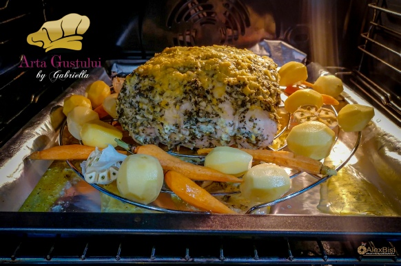 Gabriella pascaru bisi, arta gustului, creator de gust, Piept de curcan cu unt si usturoi la cuptor,  piept de curcan la cuptor, friptura, friptura de curcan, curcan la cuptor, friptura de sarbatoare, friptura de craciun, friptura aromata, curcan la cuptor, propuneri de craciun, friptura cu usturoi, friptura cu arome, friptura de poveste, teamfresh, teamfresh horeca, curcan