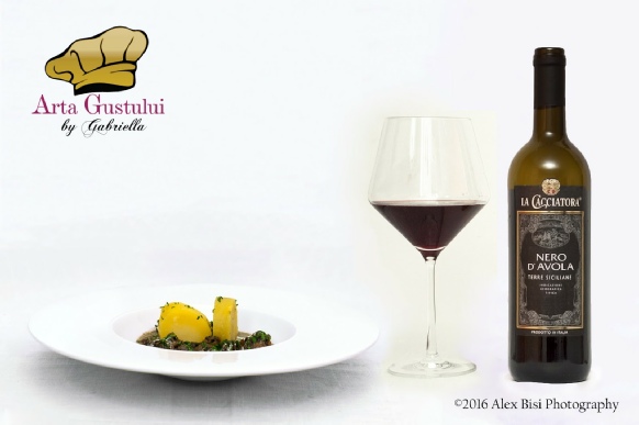 Arta gustului, Carne, Carne de vita, Gabriella Pascaru Bisi, Gastronomie ungureasca, Hobby Chef, Nero D'Avola LA Cacciatora, Tocana de vita cu tarhon vin rosu mirodenii si cartofi natur