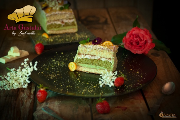 Tort cu Matcha, lapte condensat, capsuni, soc si fistic Arta gustului, Desert, Deserturi delicioase,Tort cu Matcha, lapte condensat, capsuni, soc si fistic, Gabriella Pascaru Bisi, Vegis, Myria, Nestlé Dessert, Whirpool