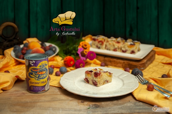 Gabriella pascaru bisi, arta gustului, creator de gust, creator de gusturi, prajitura cu lapte de cocos si fructe proaspete, prajitura cu lapte de cocos, prajitura cu fructe, lapte de cocos, blue dragon, parmafood group, pramafood, prajituri, prajituri de vara, prajituri delicioase, prajituri usoare, retete originale, dulciuri delicioase, dulciuri pentru mic dejun, mic dejun, dejun
